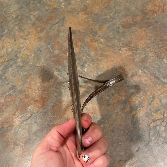 MICHAEL KORS Silver Metallic Wristlet, EUC - Picture 6 of 11